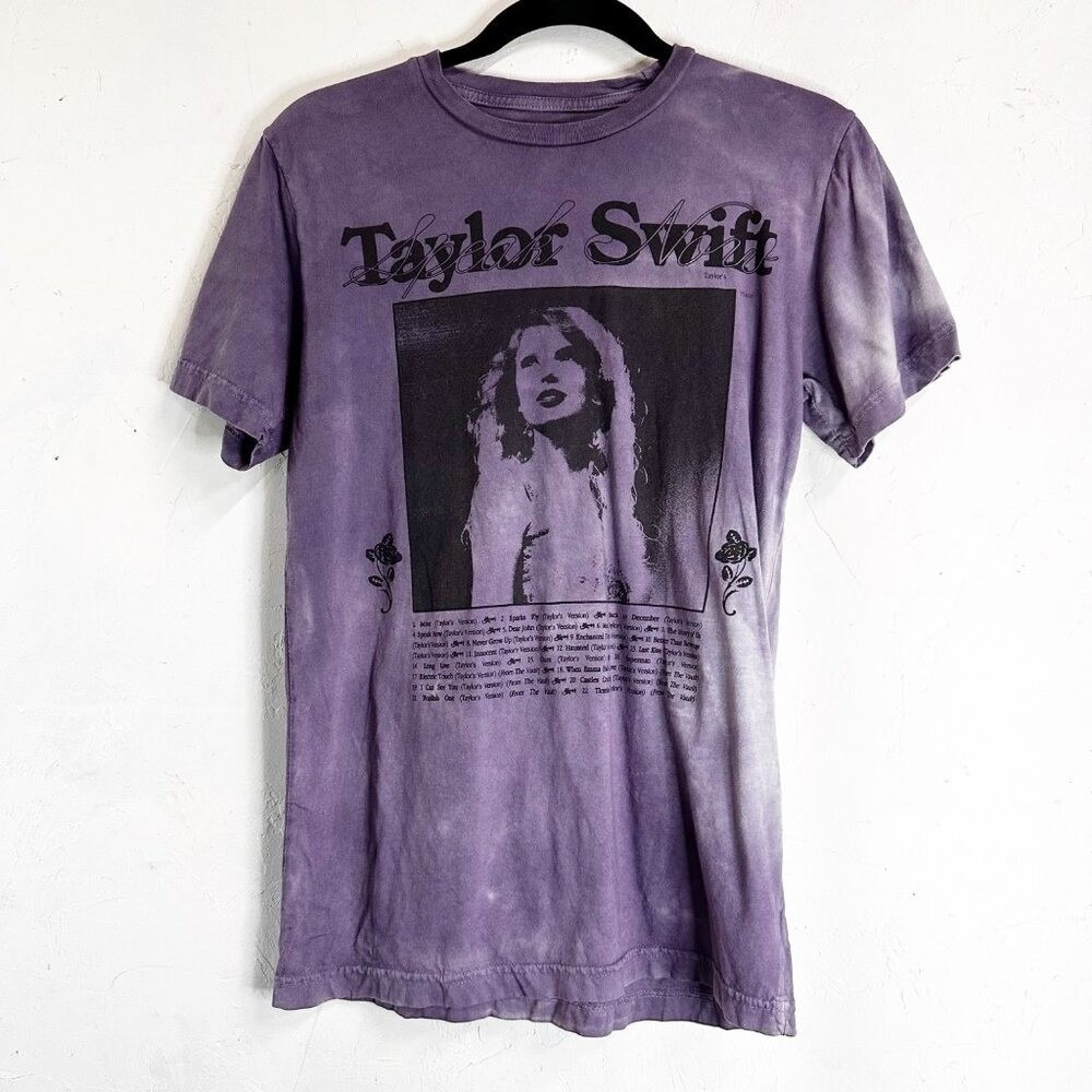 Taylor Swift Speak Now Purple Tie Dye Tee Shirt Womens Small Tracklist Album